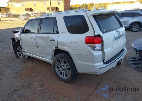 2010 Toyota 4Runner Limited V6 z USA, uszkodzony, nr VIN JTEZU5JR4A5003117